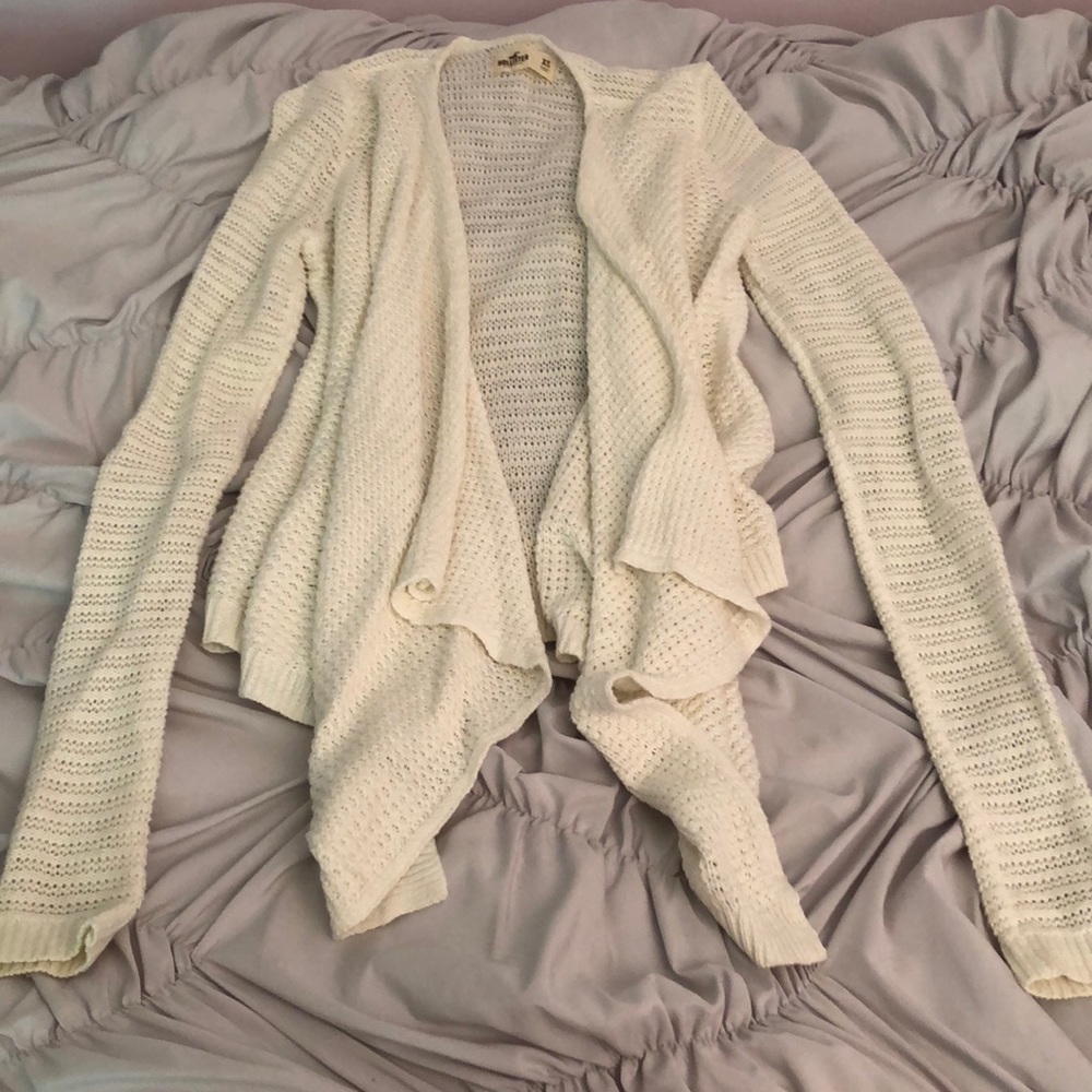 Hollister cream sweater